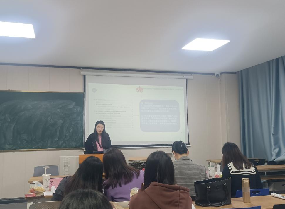 2024届学科教学（音乐）专业硕士开展毕业论文中期检查汇报