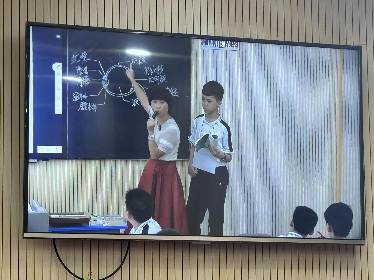 学科教学（生物）开展名师进课堂活动（三）