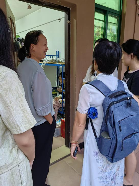 不惧困难，勇往直前——学院领导和老师在台风恶劣天气下护航实习工作