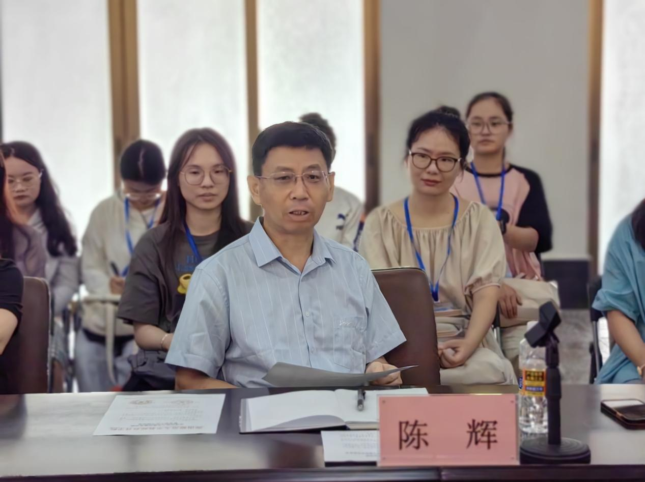 我院与国兴中学签署教育硕士教育实践基地协议