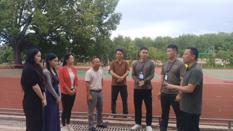 “一路追光，筑梦前行” 白沙县顶岗与教育集中实习巡查指导座谈会