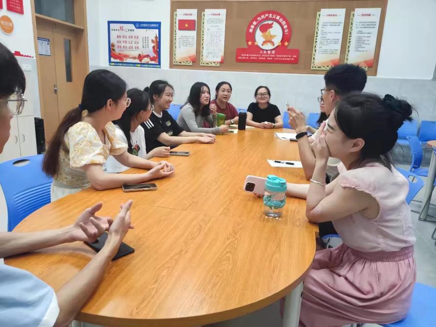 “教海拾贝，霞影伴成长” ——上海外国语大学三亚附属中学实习周记（四）