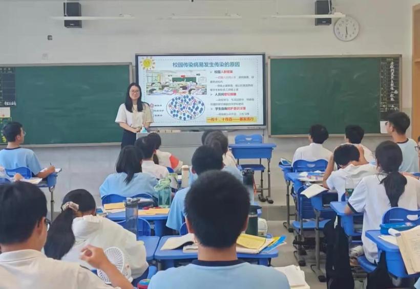 “教海拾贝，霞影伴成长” ——上海外国语大学三亚附属中学实习周记（四）