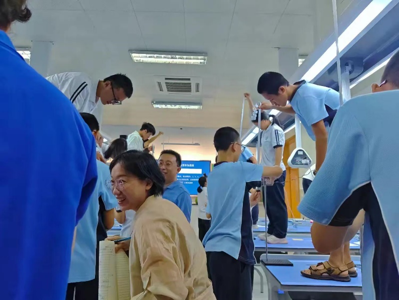 “教海拾贝，霞影伴成长” ——上海外国语大学三亚附属中学实习周记（四）