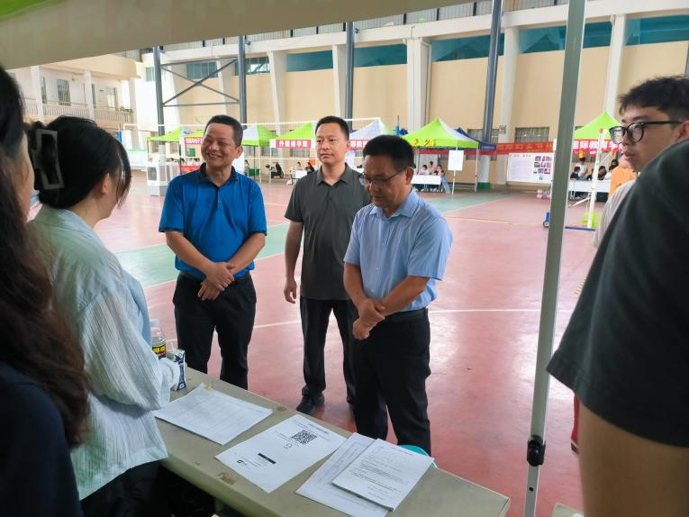 教师教育学院研究生新生报到工作圆满结束