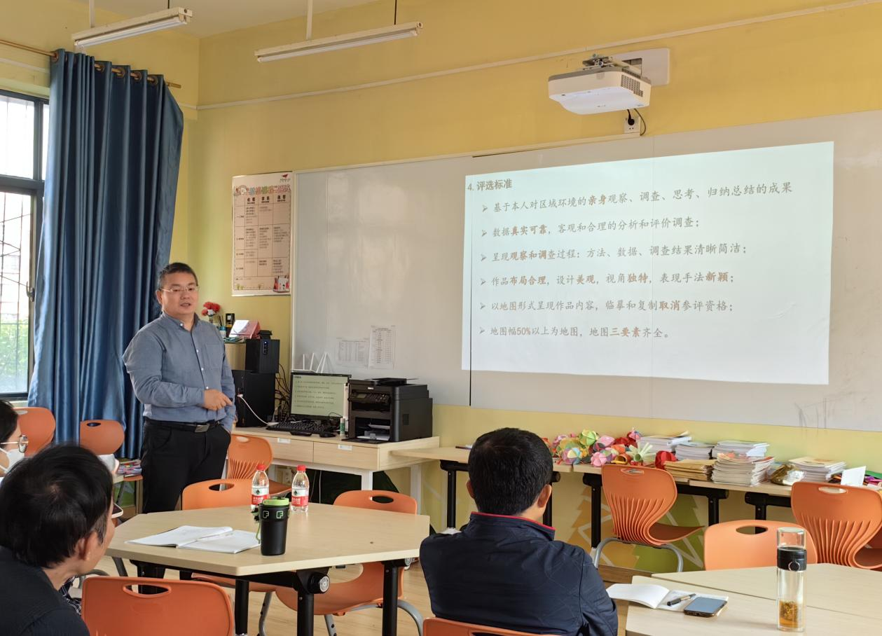 我院教授博士团队赴海南师大定安平和思源实验学校开展生物、化学等学科教研活动