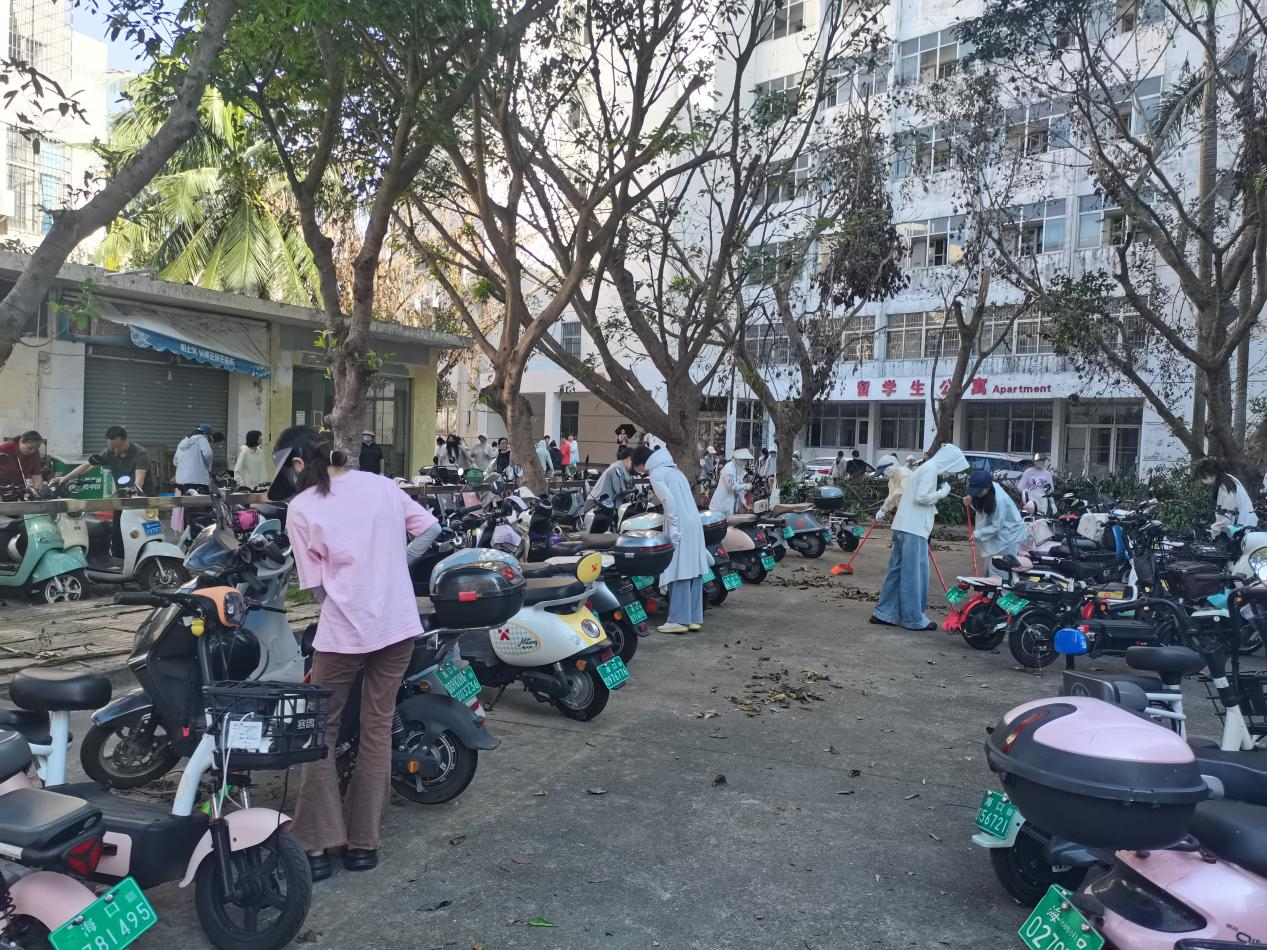凝聚师生力量  建设美好家园