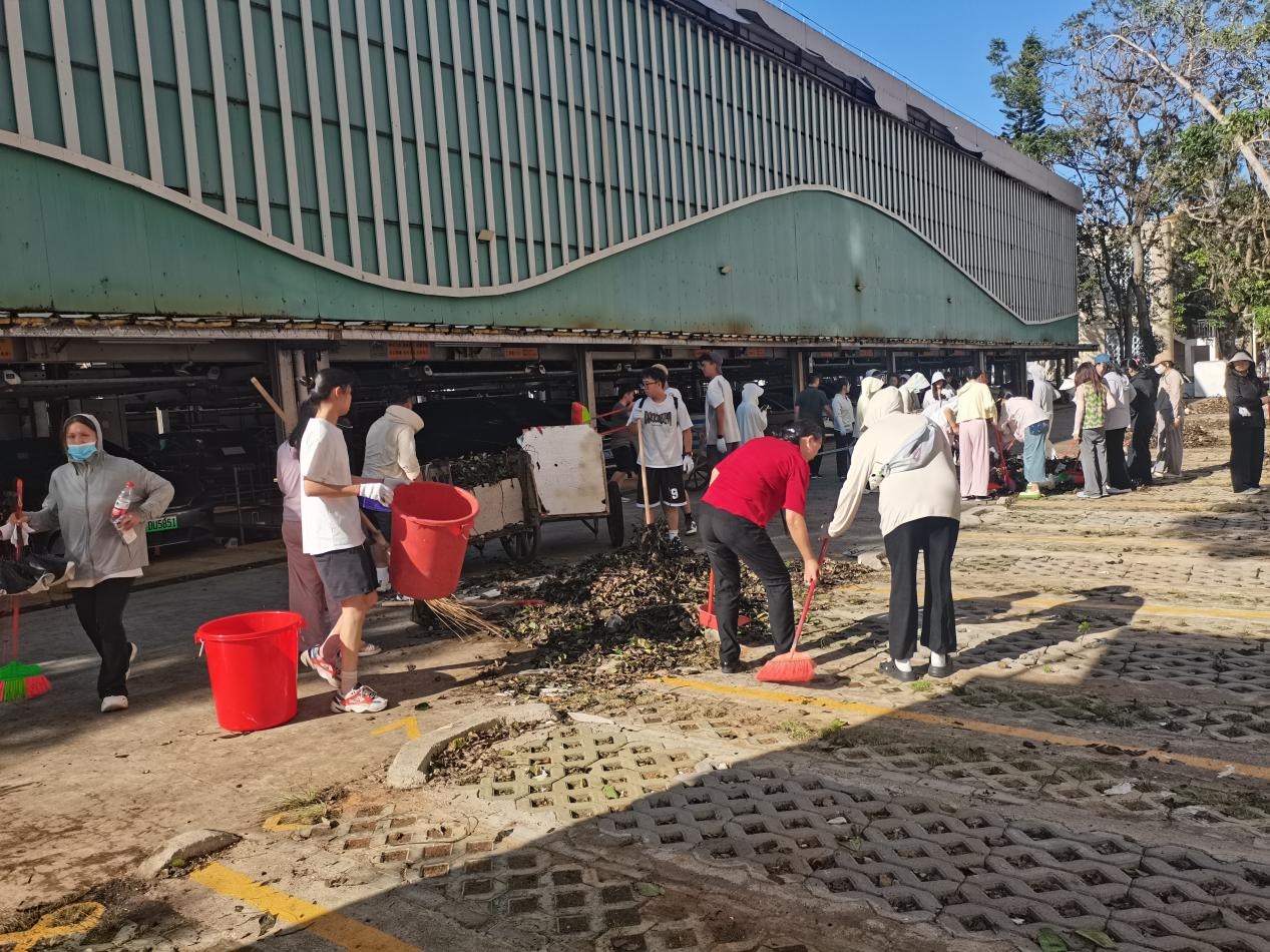 凝聚师生力量  建设美好家园