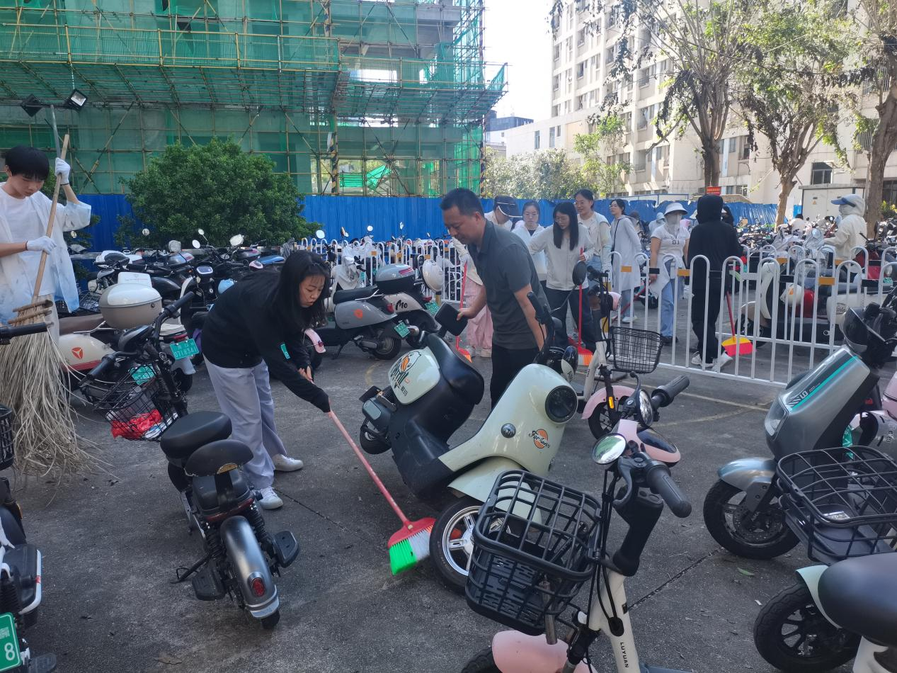 凝聚师生力量  建设美好家园