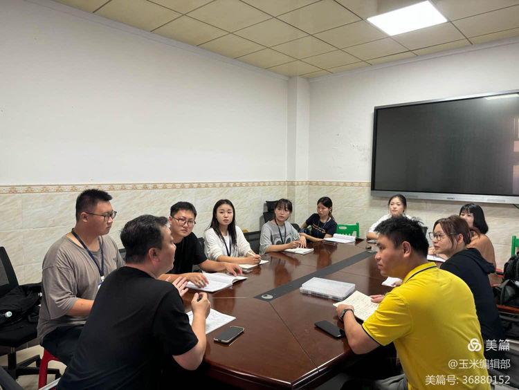 琼海海桂中学美术学科巡回指导听评课活动