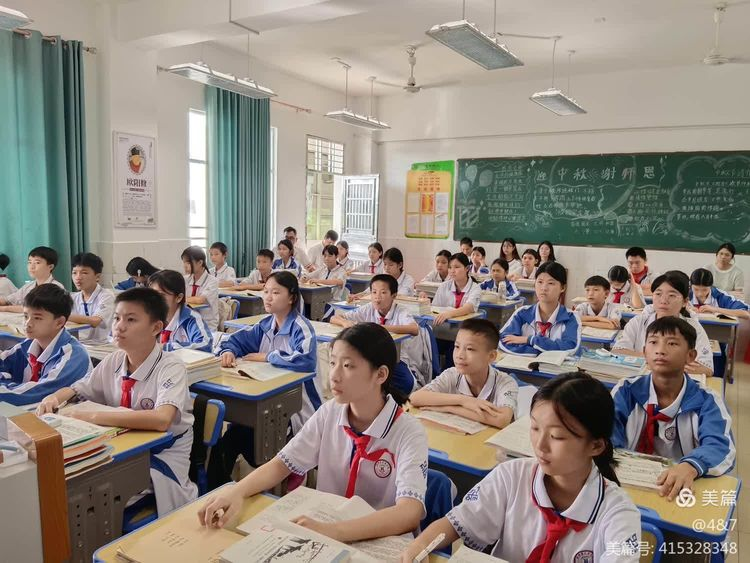 穿越时空的语文之美——保亭语文组实习生公开课掠影