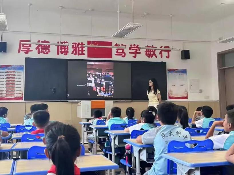 以爱为船,以教为桨 ——华中师范大学黎安滨海学校实习周记(四)