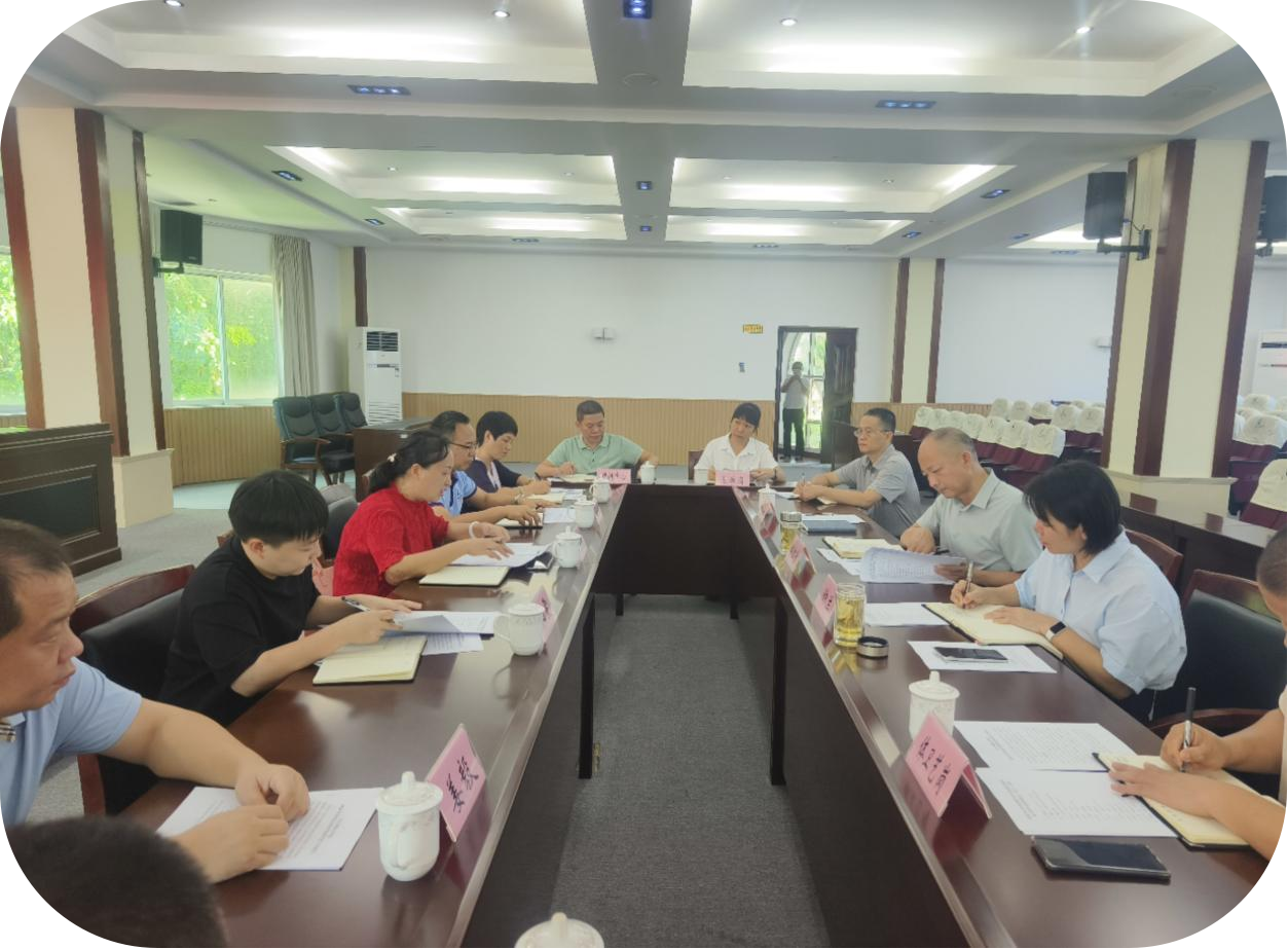  国家中小学智慧教育平台 深化应用海南师大包片昌江指导交流座谈会