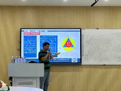 2023级学科教学（美术）硕士研究生邀请名师进课堂活动