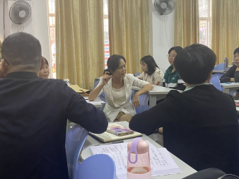 陈坚参加“初中生物教研协作共同体”第七次研修活动