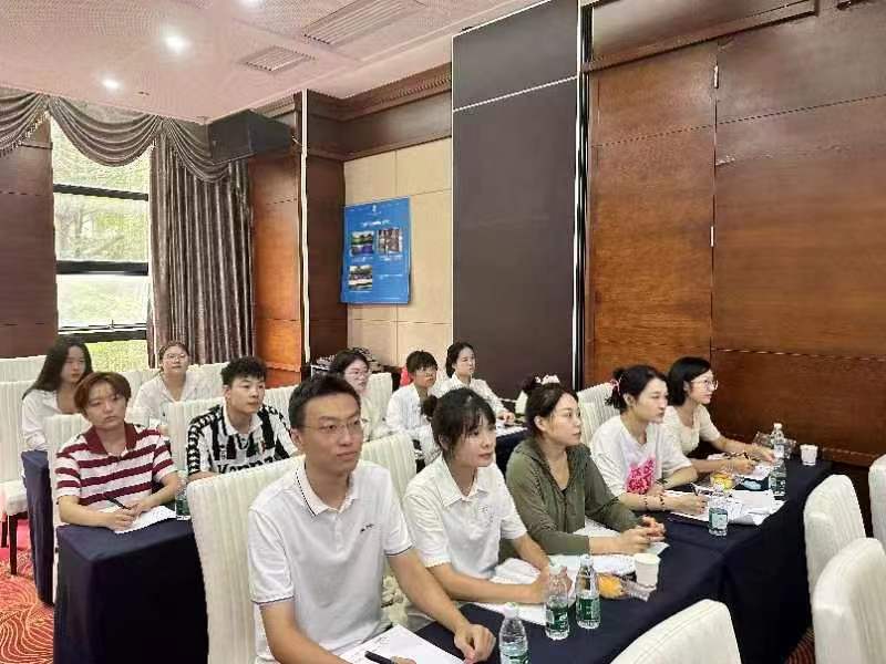 “教授博士团队服务基础教育”项目之中学思政课教学观摩活动