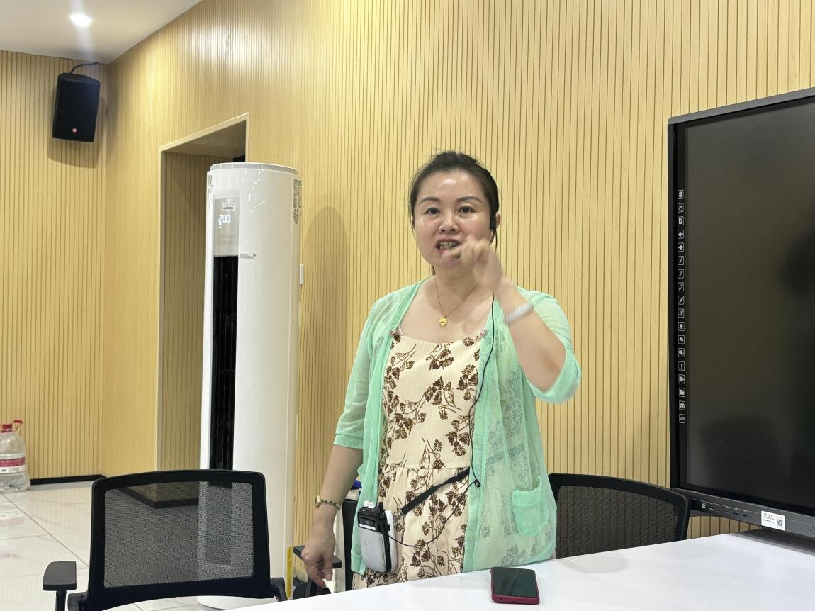 学科教学（生物）开展名师进课堂活动（二）