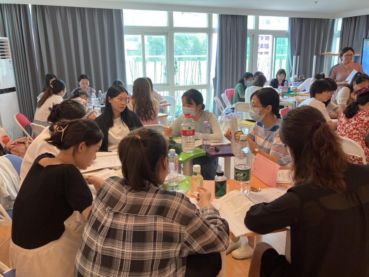 英语学科教学研究团队主持海口市小学英语青年教师教学能力提升第四期工作坊