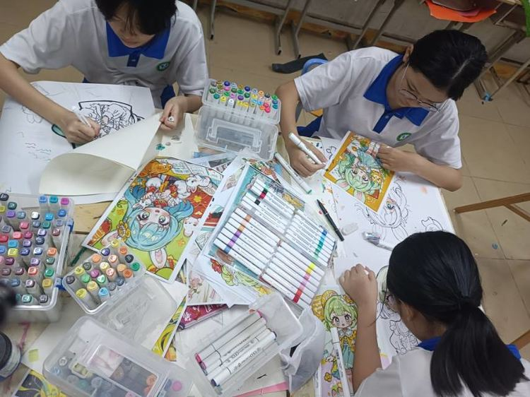 心若繁花，自有芳华；深耕细作，笃行致远；赋能成长，蓄势前行