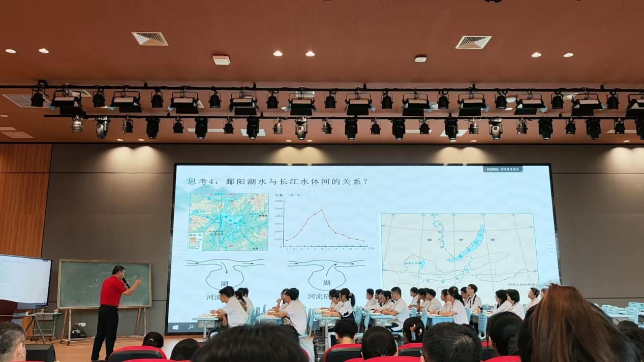 重返中学校园  感受教育魅力——记我校2023级地理、化学师范生教育见习·研习活动
