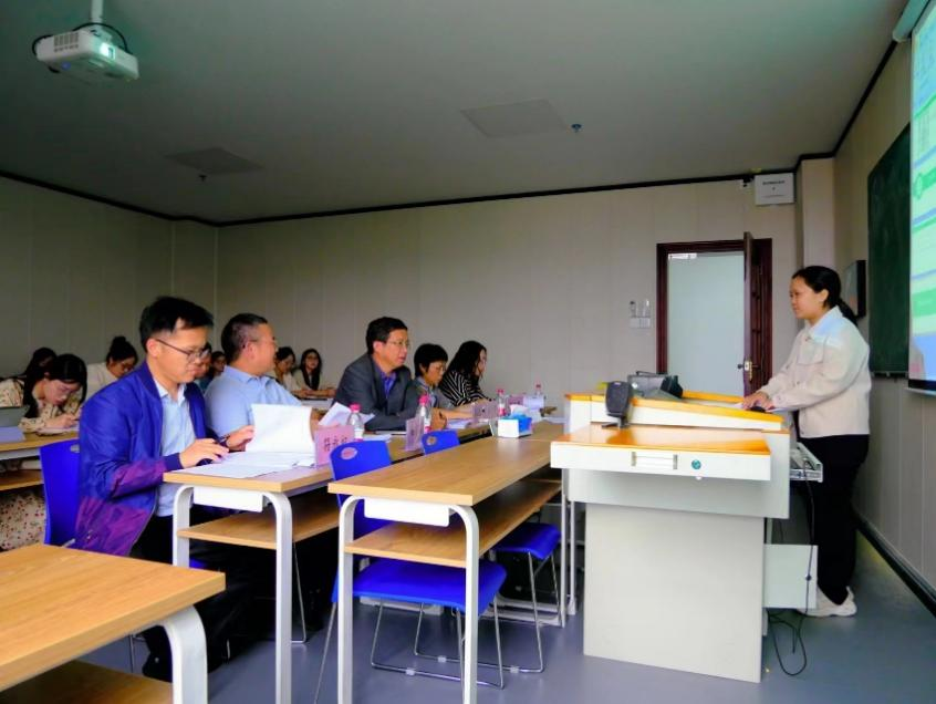 2024届学科教学（地理）专业硕士学位论文中期检查