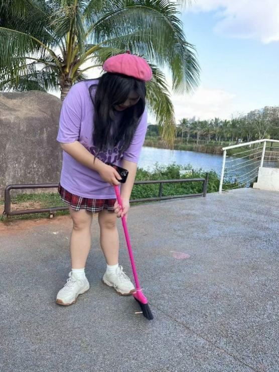 学院青年志愿者协会开展社区实践活动