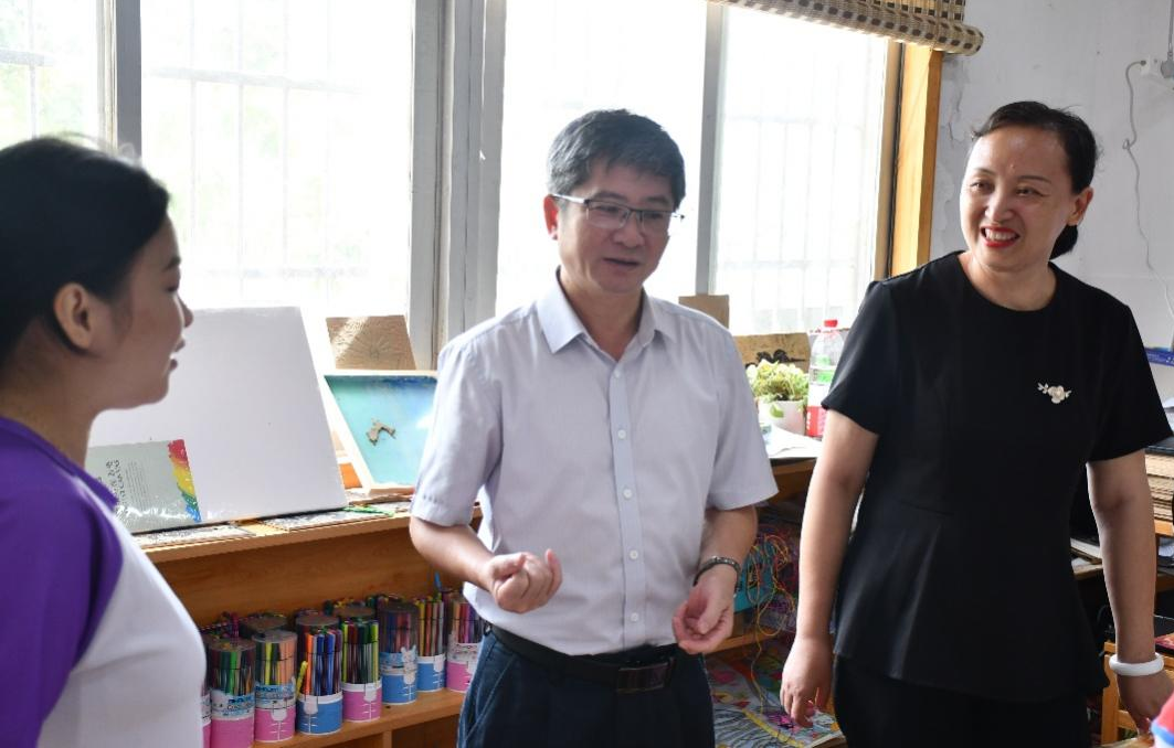 校领导赴文昌看望慰问暑期“三下乡”社会实践团队
