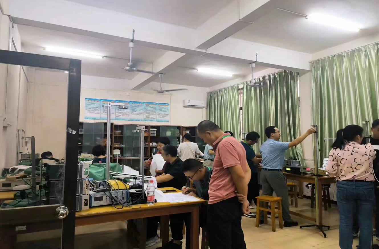 2023年海南省高中物理教师实验技能提升培训顺利举办