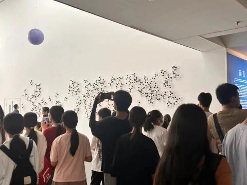 我院课题成果《橡胶分子链探秘》入选第六届“杨之光杯”全国青少年创意美术双年展