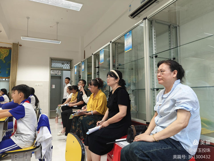 教坛新星绽放光彩：共创英语教学新篇章