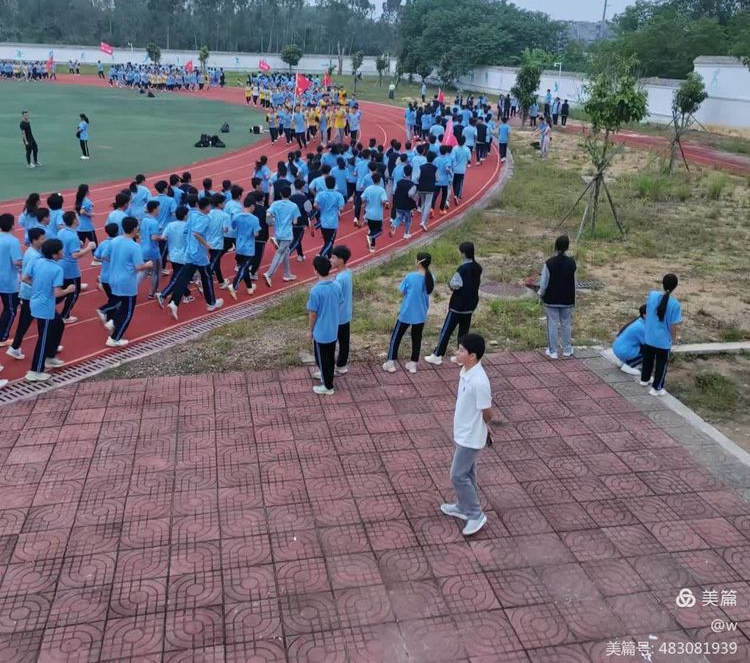 教育实习末期：校园里的成长回响