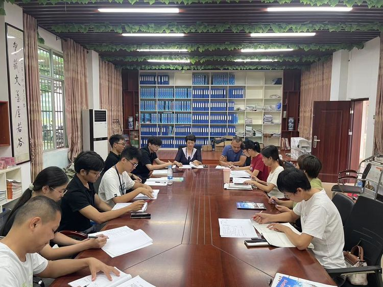 数学学科巡回指导定安县城南中学实习生