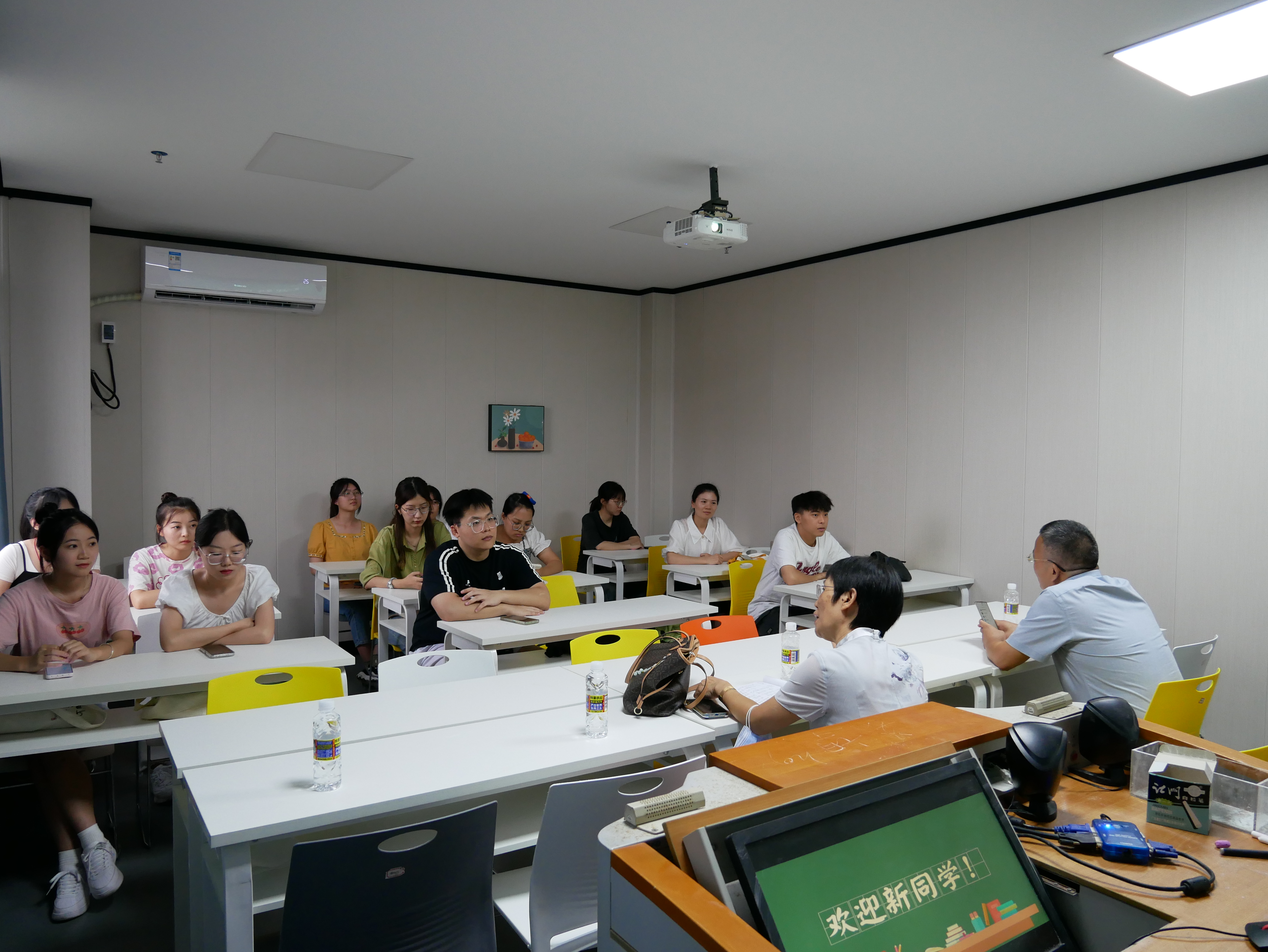 我院召开2023级教育硕士师生见面会