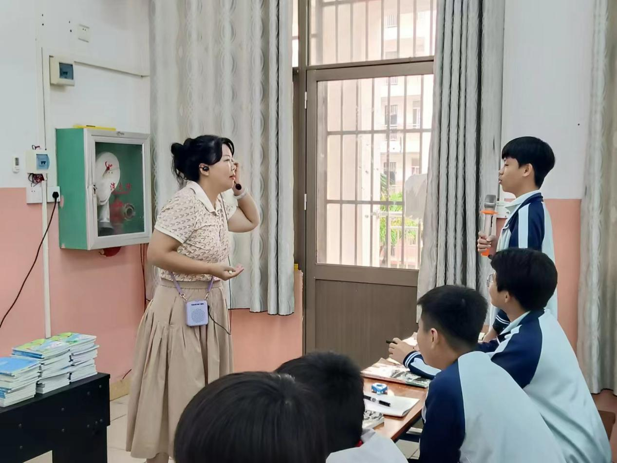 践行教育家精神 促进高师教育与基础教育深度融合 我院阳利平教授深入基础教育一线课堂